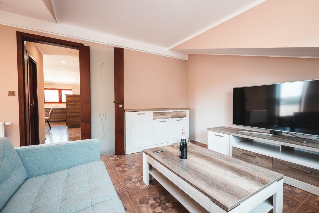 Point Flat, Beautiful View From Terrace To Prague Castle Apartment Exterior photo