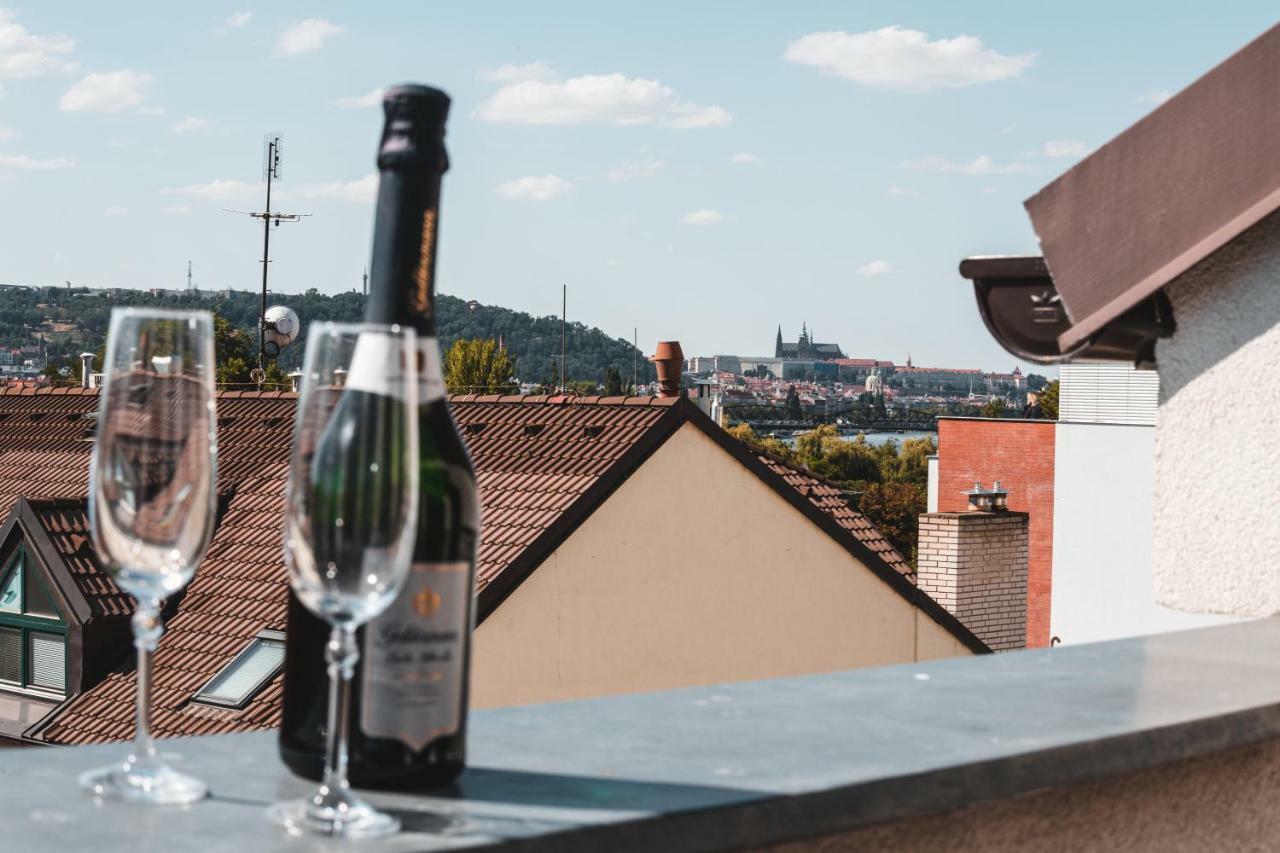 Point Flat, Beautiful View From Terrace To Prague Castle Apartment Exterior photo